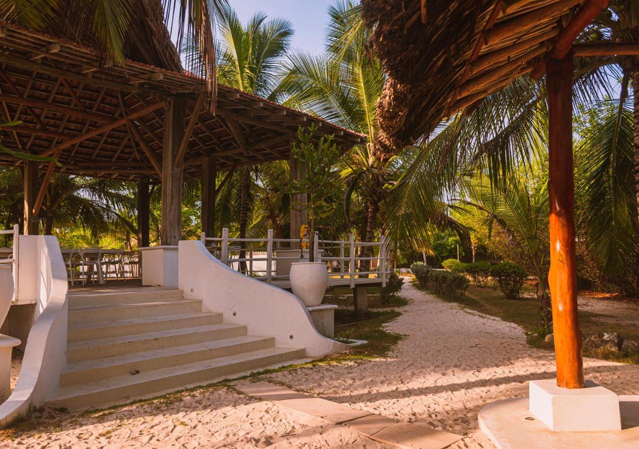 Marine Beach Club & Hotel By Tequendama Tierra Bomba Exterior photo